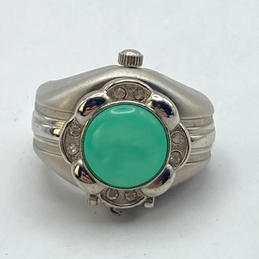 Persona Ring Watch Women Hidden Dial Silver Tone Green Cats Eye New Battery
